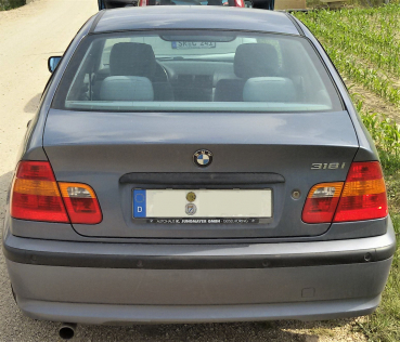 PKW-BMW-3er-E46-Lim-318i-Foto